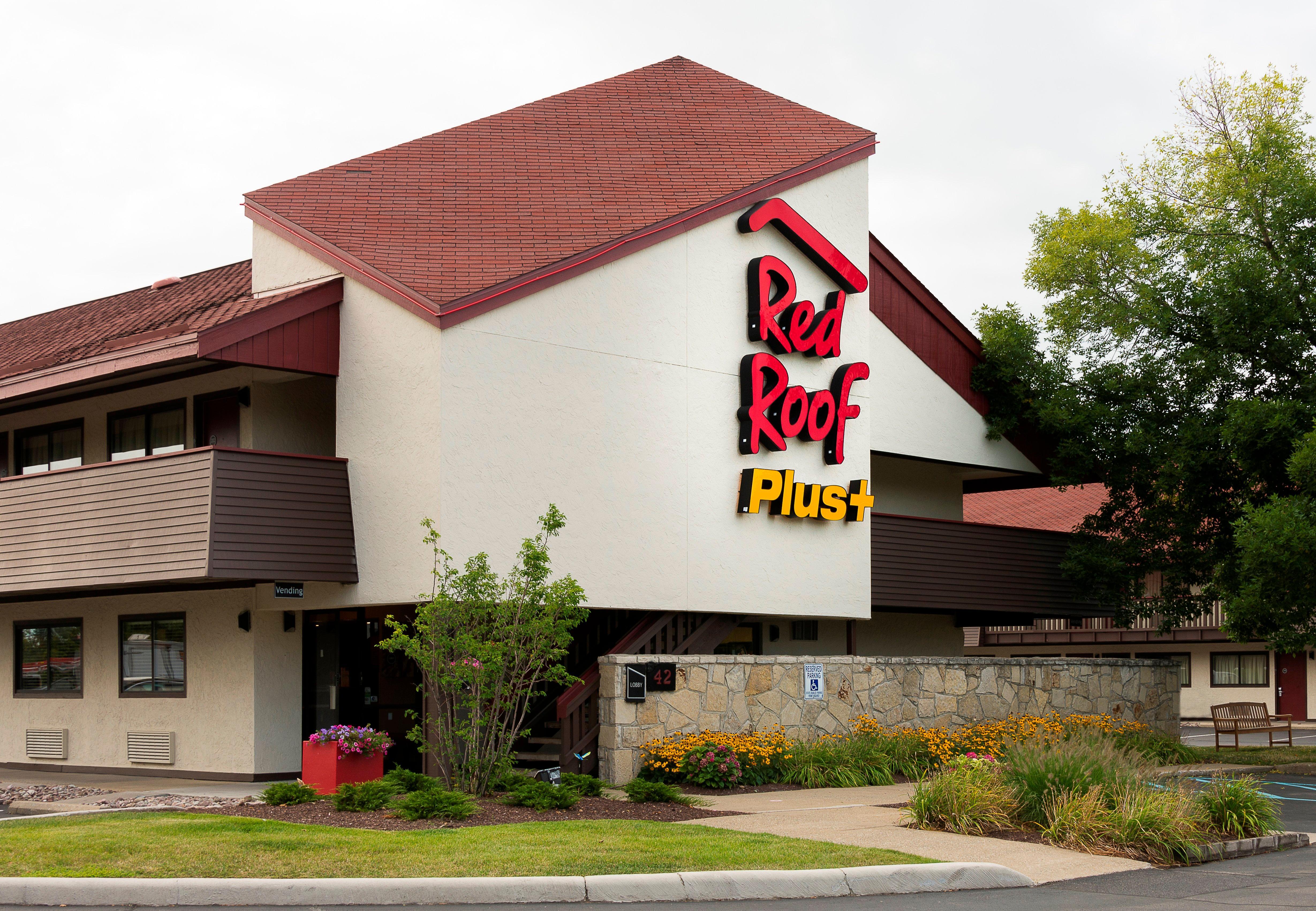Red Roof Inn Plus+ Pittsburgh South - Airport Esterno foto