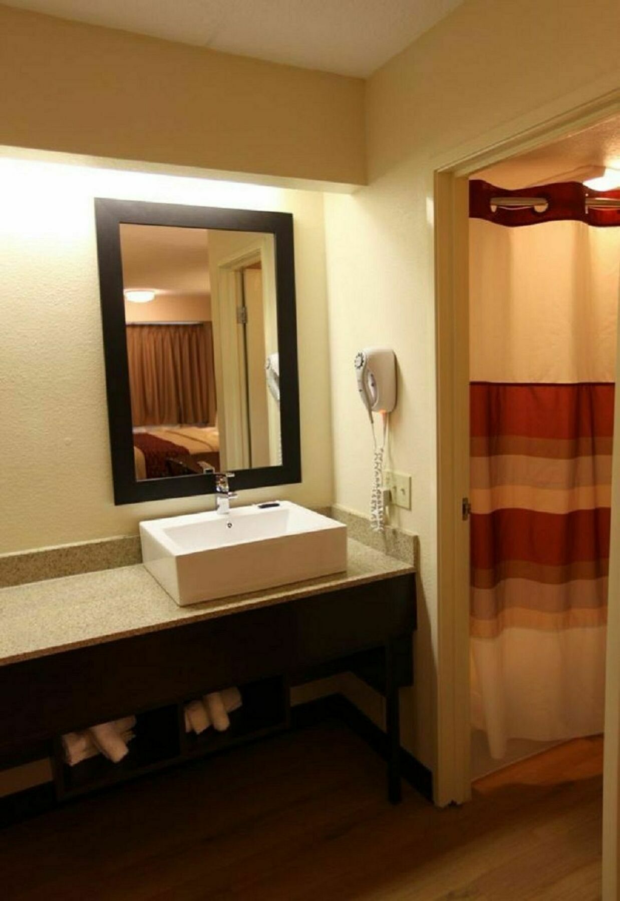 Red Roof Inn Plus+ Pittsburgh South - Airport Esterno foto