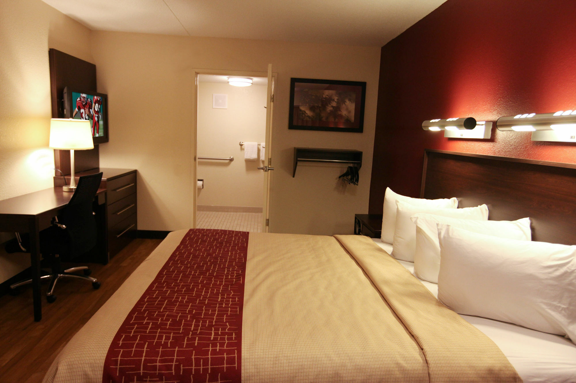 Red Roof Inn Plus+ Pittsburgh South - Airport Esterno foto